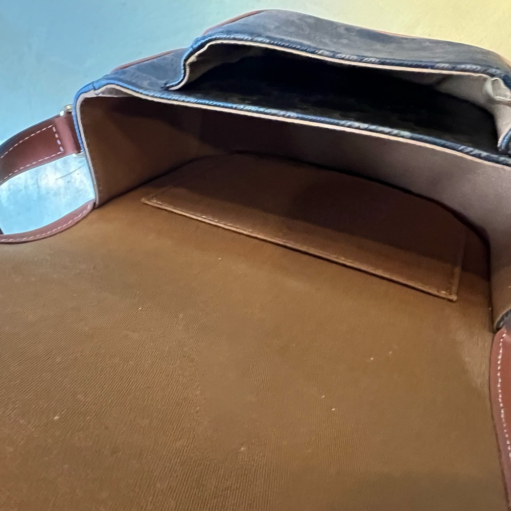 Brand New! MEDIUM FOLCO BAG IN TRIOMPHE CANVAS AND CALFSKIN TAN - Picture 2 of 8